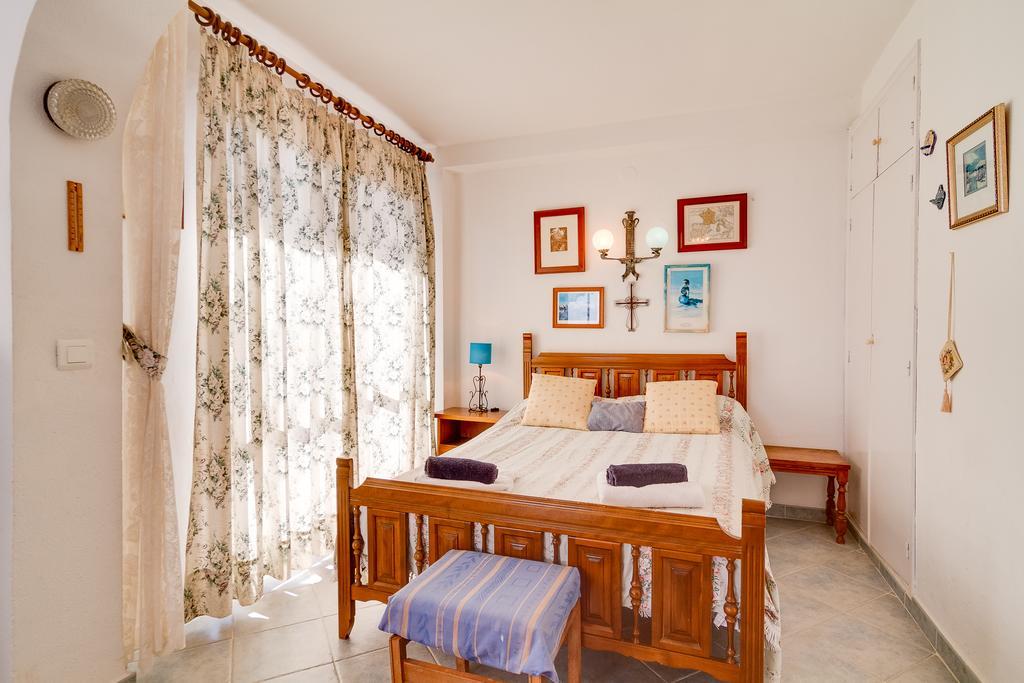 Bahia 58 Apartments Casasol เนร์คา ภายนอก รูปภาพ